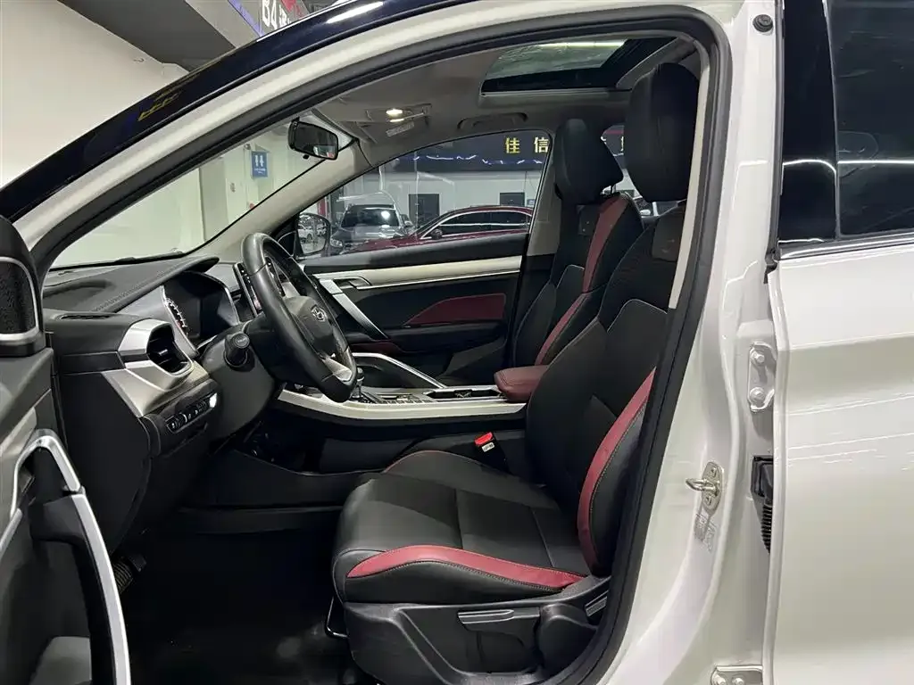 Geely Binyue 2022 из CN, фото 8