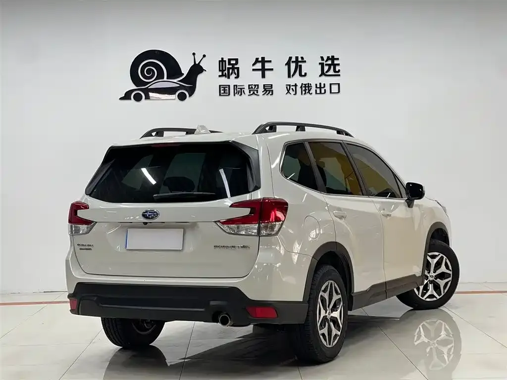 Subaru Forester — фото 3