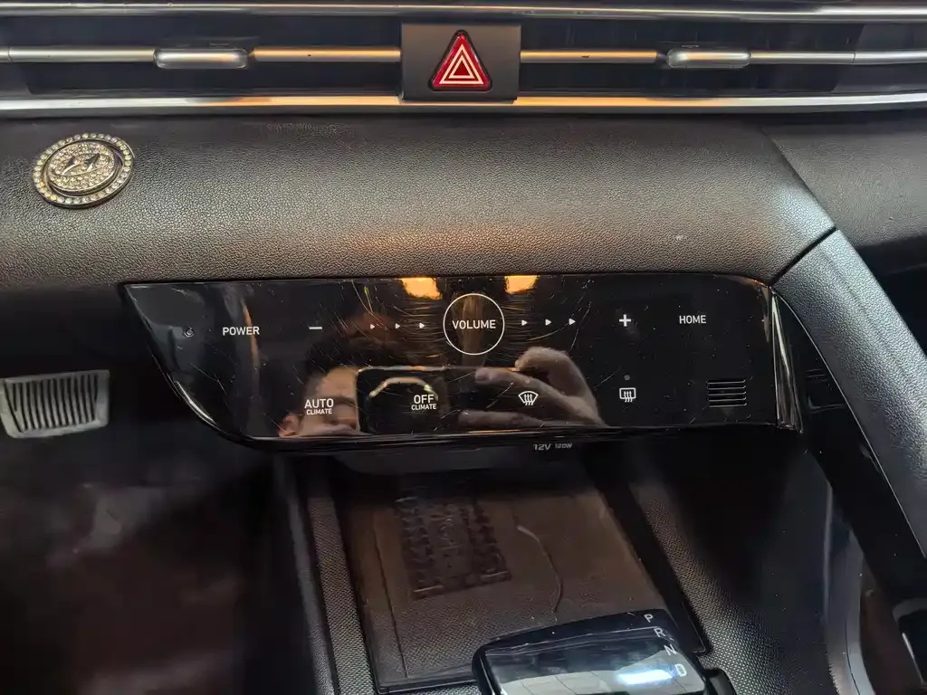 Hyundai Elantra 2021 из CN, фото 10