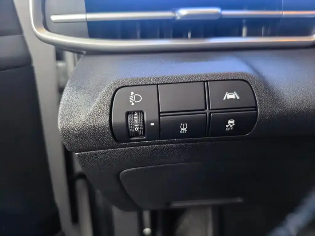 Hyundai Elantra 2021 из CN, фото 4