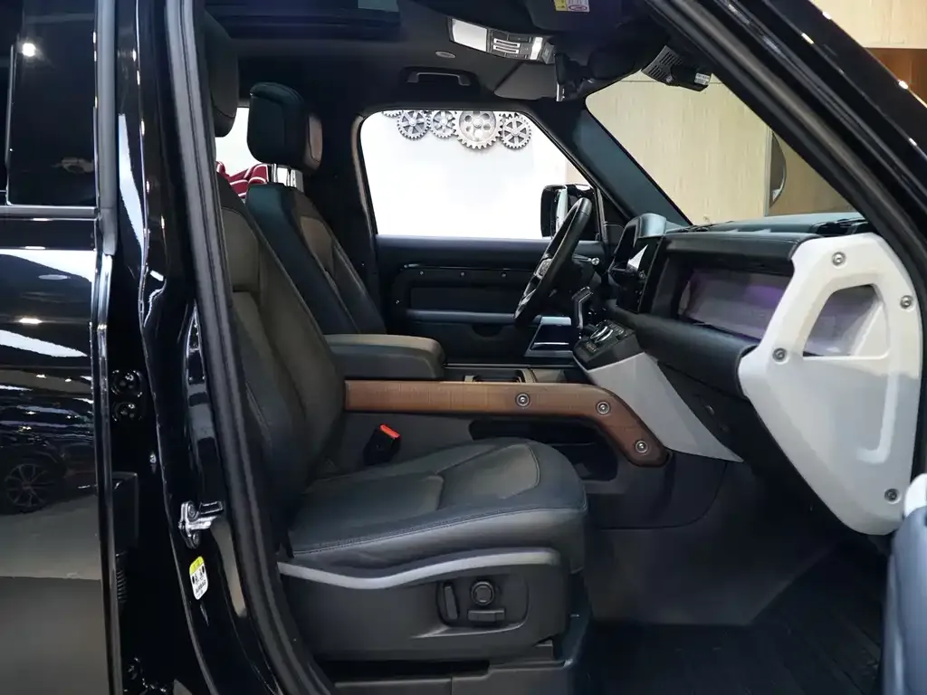Land Rover Defender 2023 из CN, фото 6