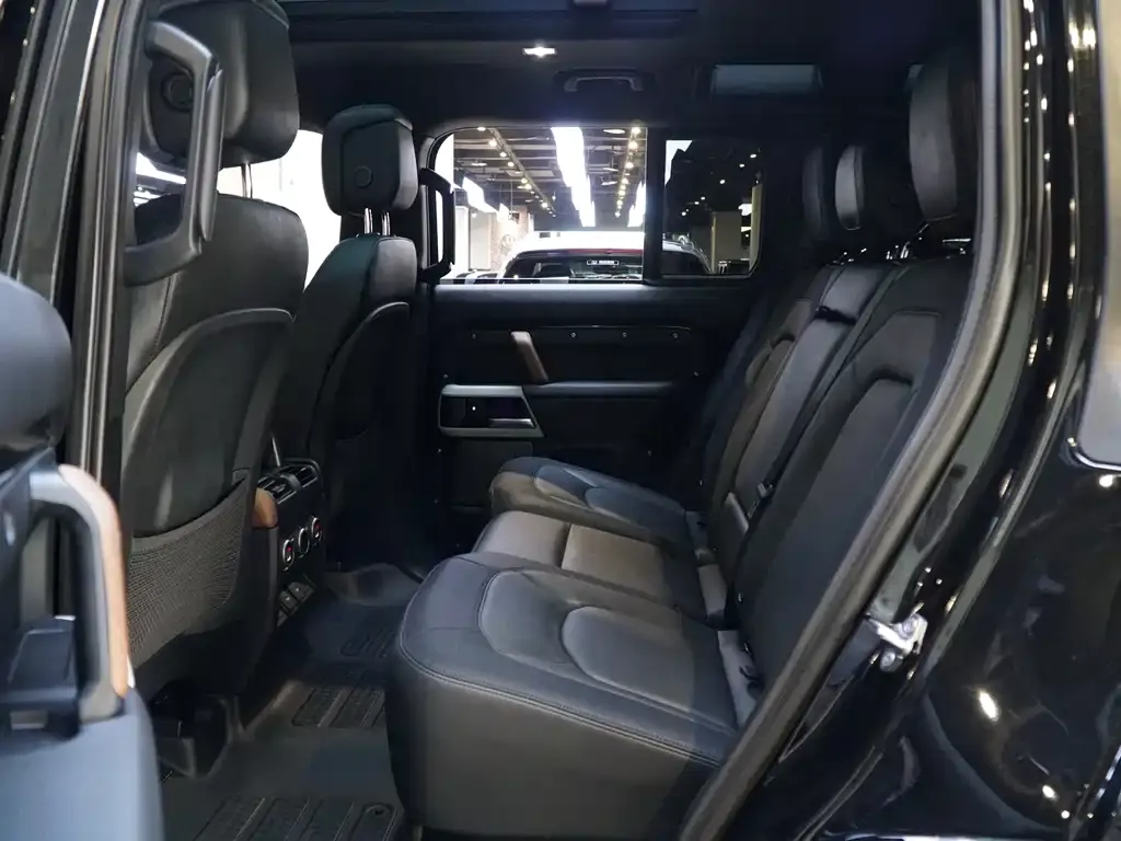 Land Rover Defender 2023 из CN, фото 10
