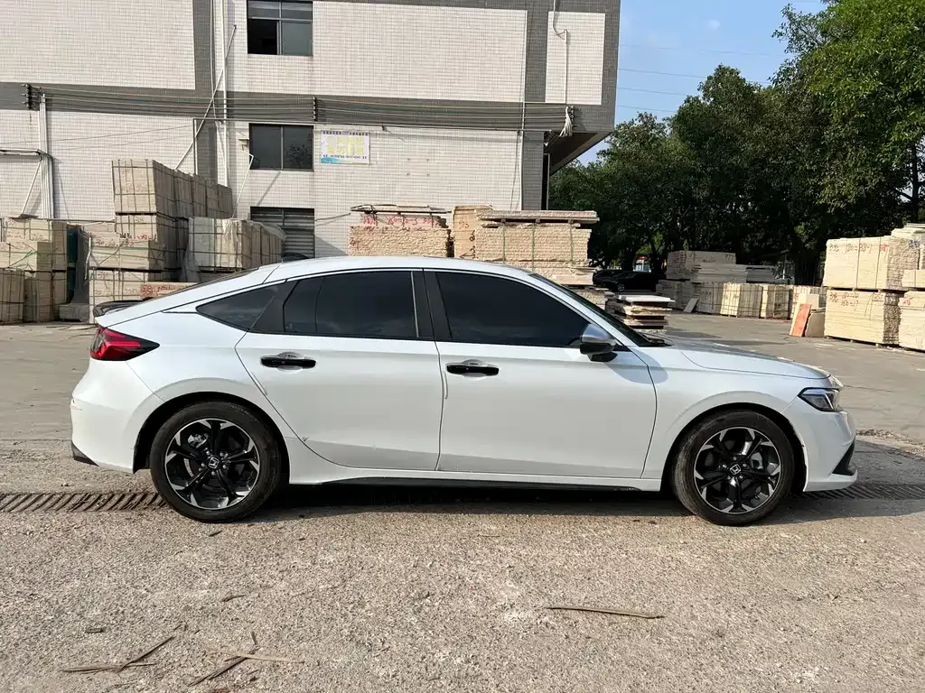 Honda Civic — фото 3