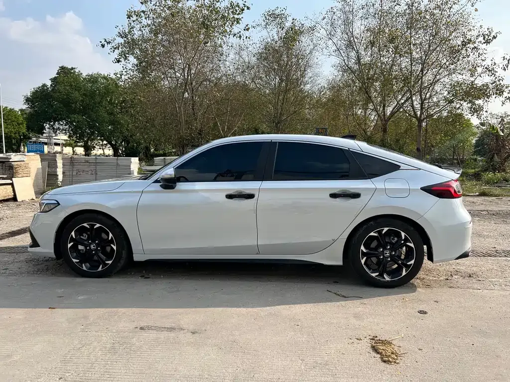 Honda Civic — фото 4