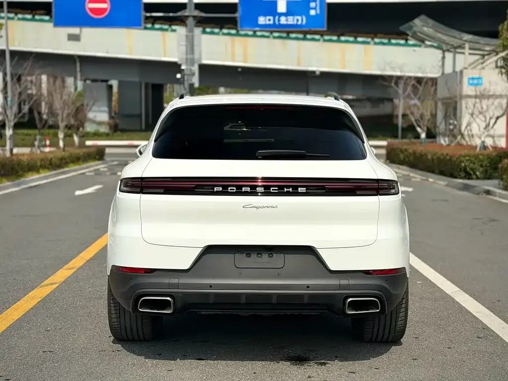 Porsche Cayenne 2025 из CN, фото 3