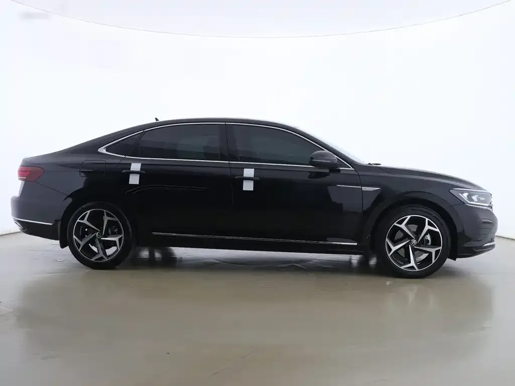 Volkswagen Passat — фото 4