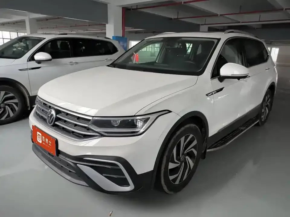 Volkswagen Tiguan L 2022 из CN, фото 1