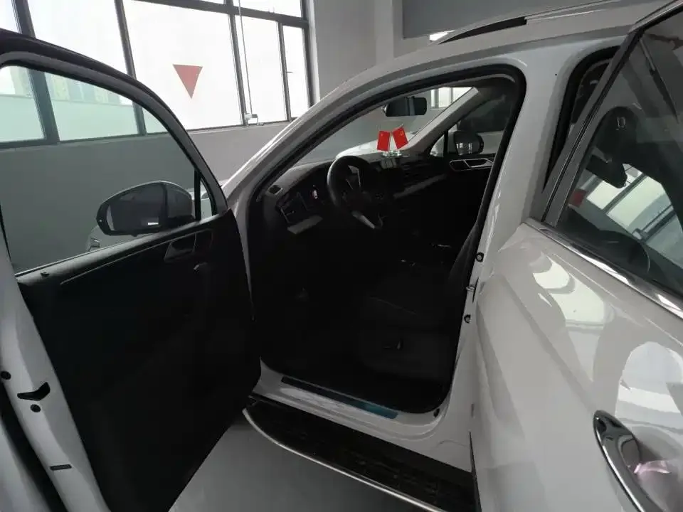 Volkswagen Tiguan L 2022 из CN, фото 9