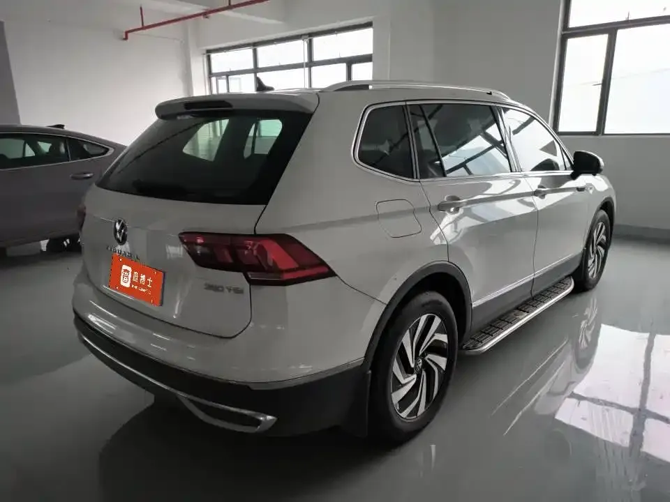 Volkswagen Tiguan L 2022 из CN, фото 3