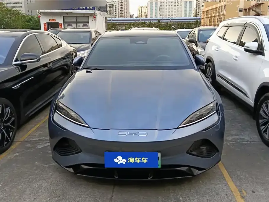 BYD Seal — фото 8