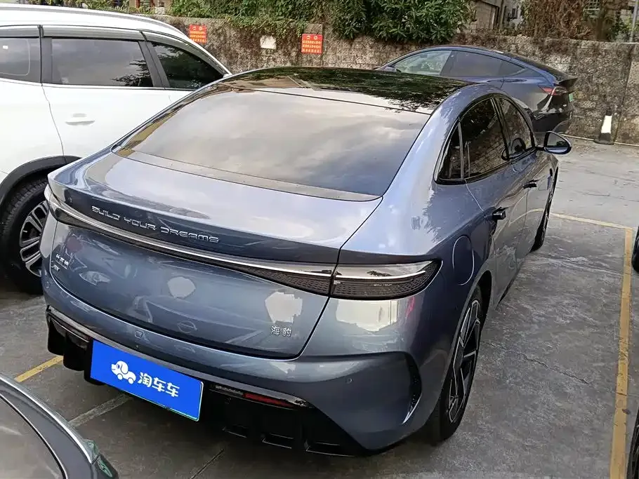 BYD Seal — фото 9