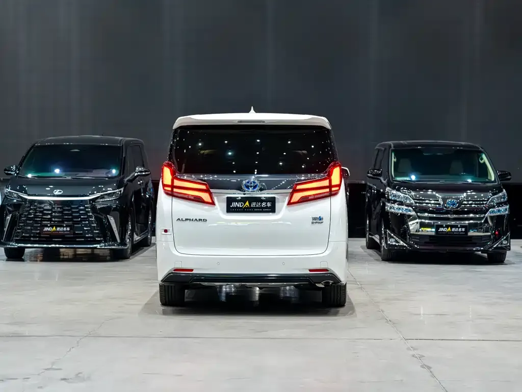 Toyota Alphard 2021 из CN, фото 4