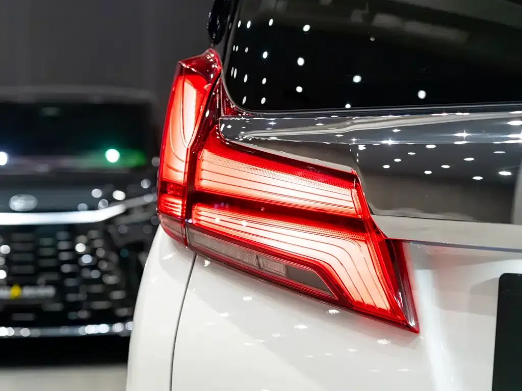 Toyota Alphard 2021 из CN, фото 6