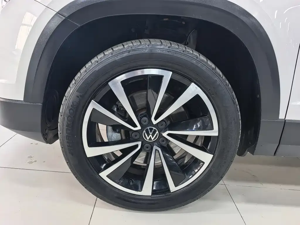 Volkswagen Tharu 2022 из CN, фото 5