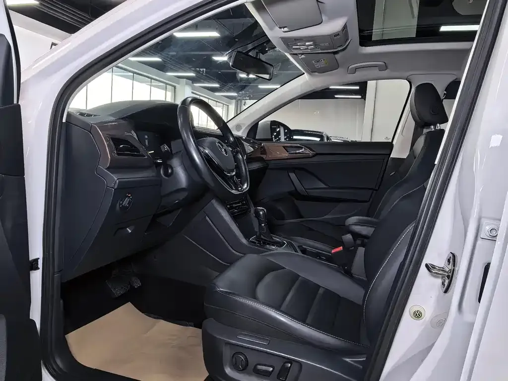 Volkswagen Tharu 2022 из CN, фото 9
