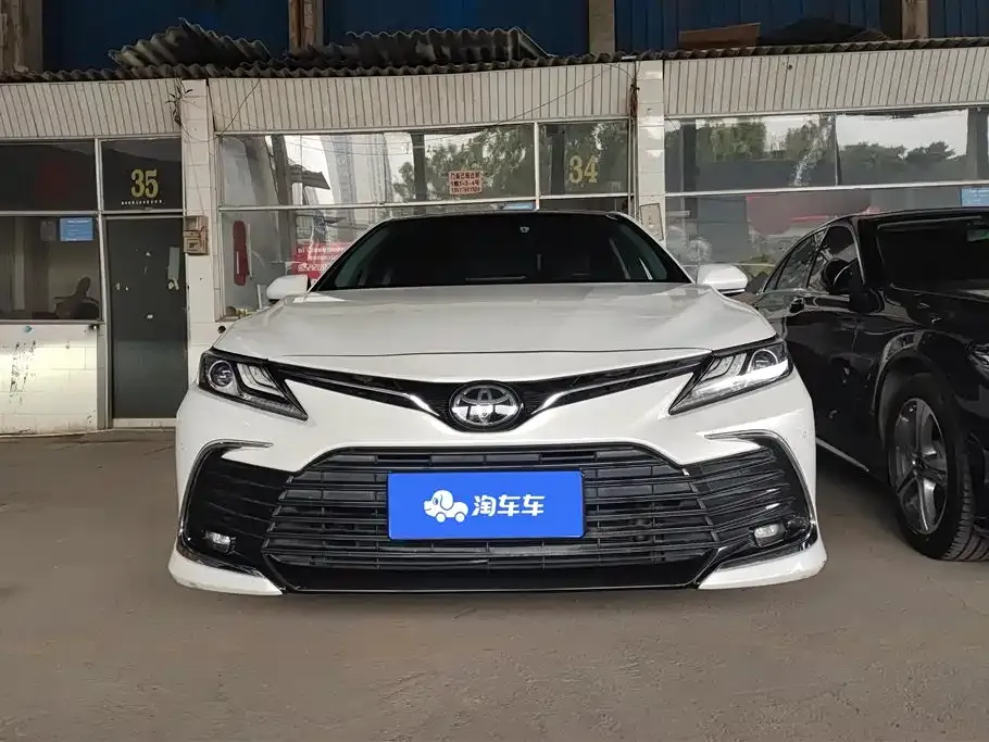 Toyota Camry 2022 из CN, фото 4