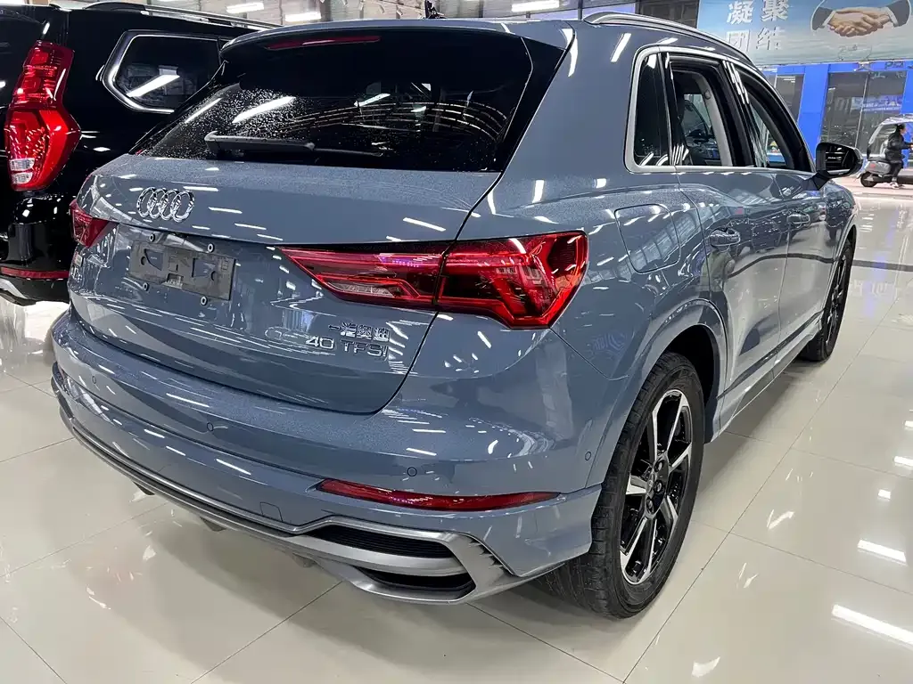 Audi Q3 — фото 4