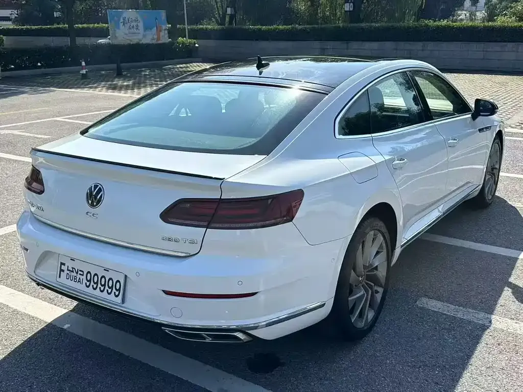 Volkswagen CC — фото 9