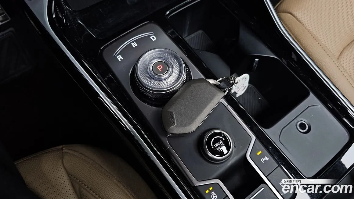 Kia Sorento — фото 9