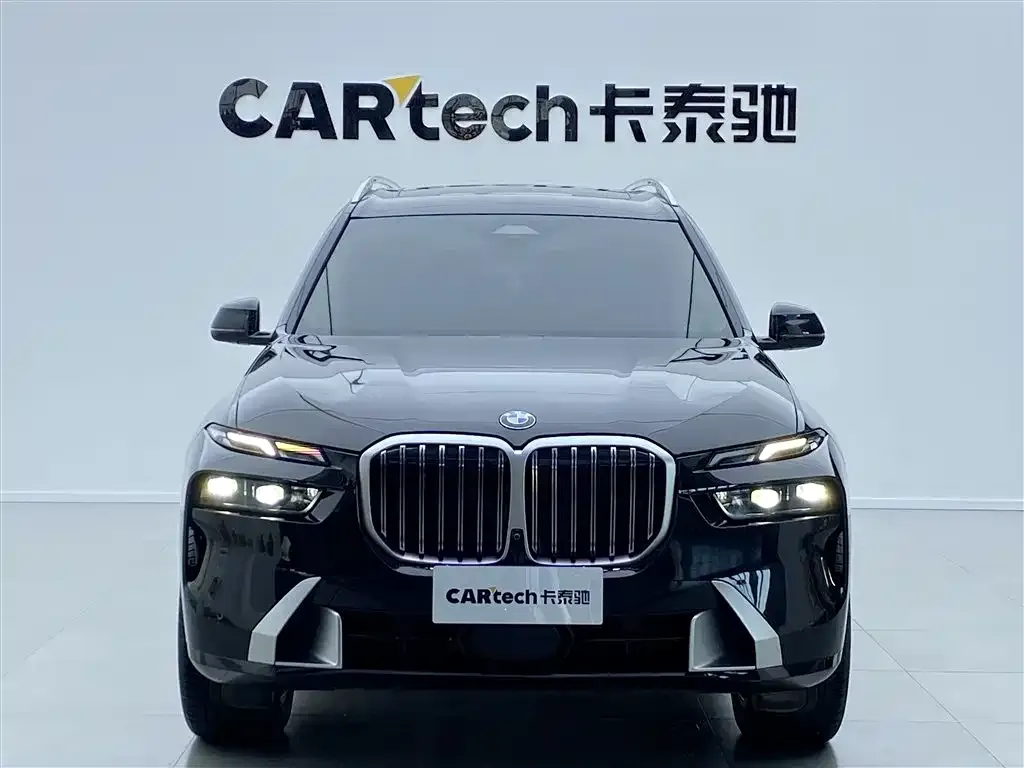 BMW X7 2025 из CN, фото 3