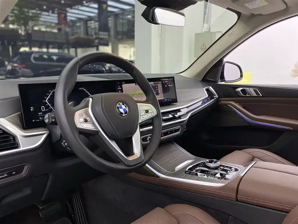 BMW X7 2025 из CN, фото 9
