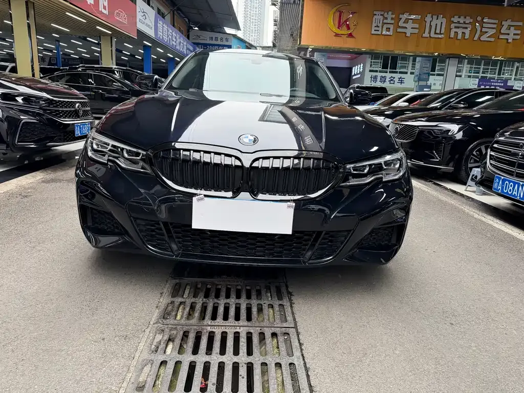 BMW 3 Series — фото 10