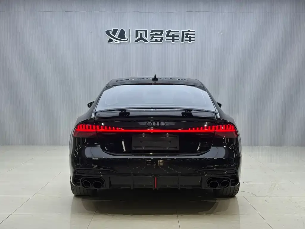 Audi A7 — фото 10