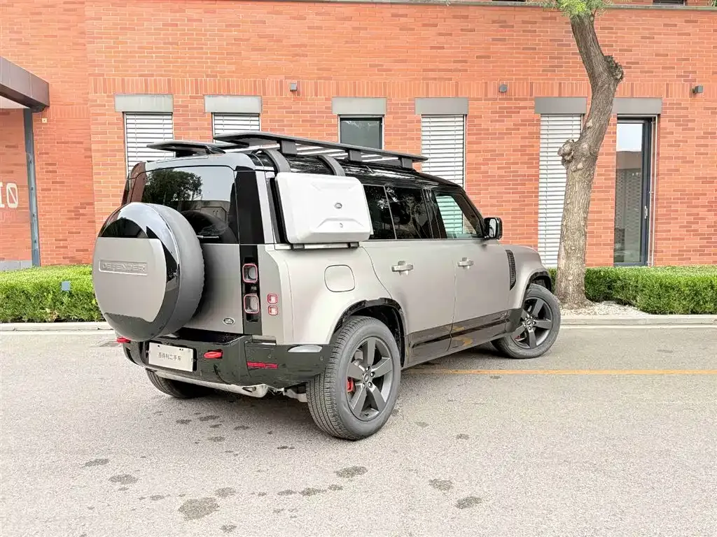 Land Rover Defender 2024 из CN, фото 10