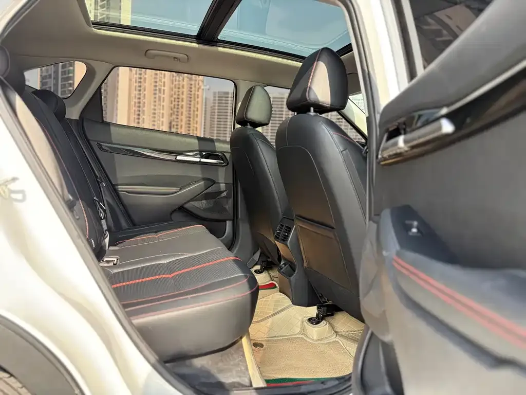 Kia KX3 2022 из CN, фото 10