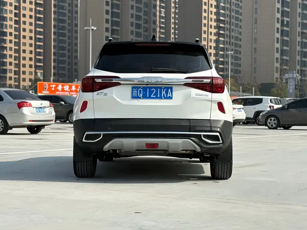 Kia KX3 2022 из CN, фото 8