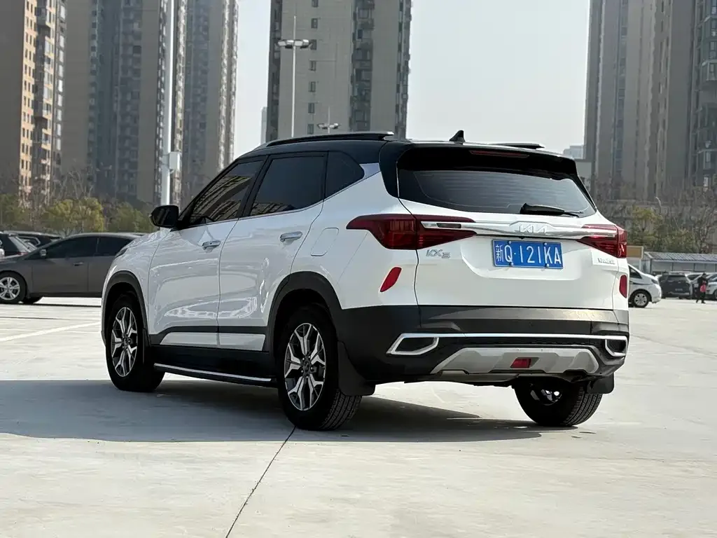 Kia KX3 2022 из CN, фото 4
