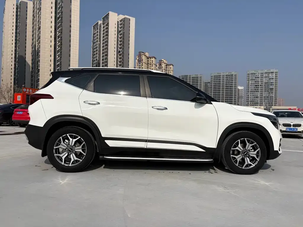 Kia KX3 2022 из CN, фото 9