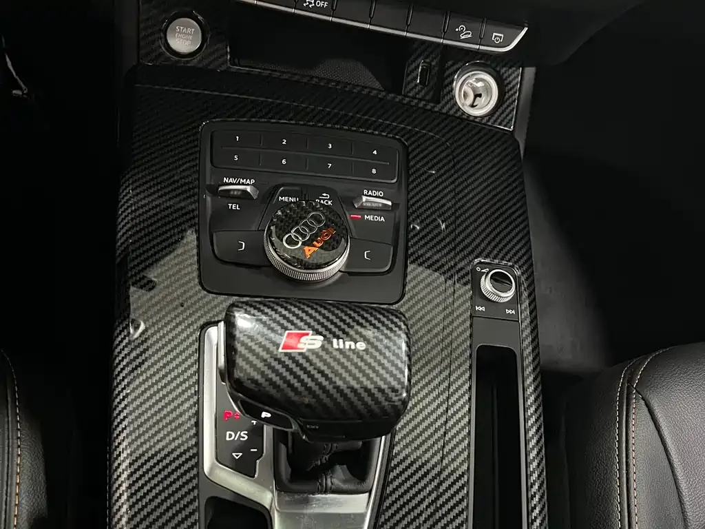 Audi Q5L 2021 из CN, фото 5