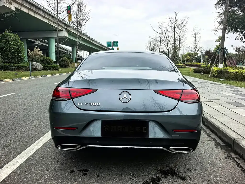 Mercedes-Benz CLS — фото 4