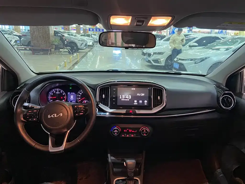 Kia KX1 2022 из CN, фото 8