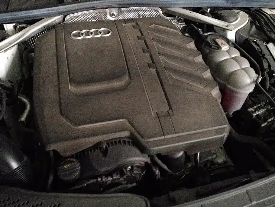 Audi A4L 2024 из CN, фото 7