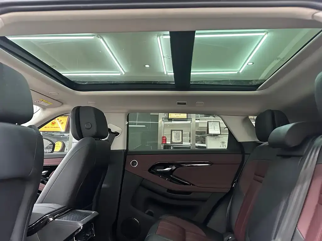 Land Rover Evoque — фото 2