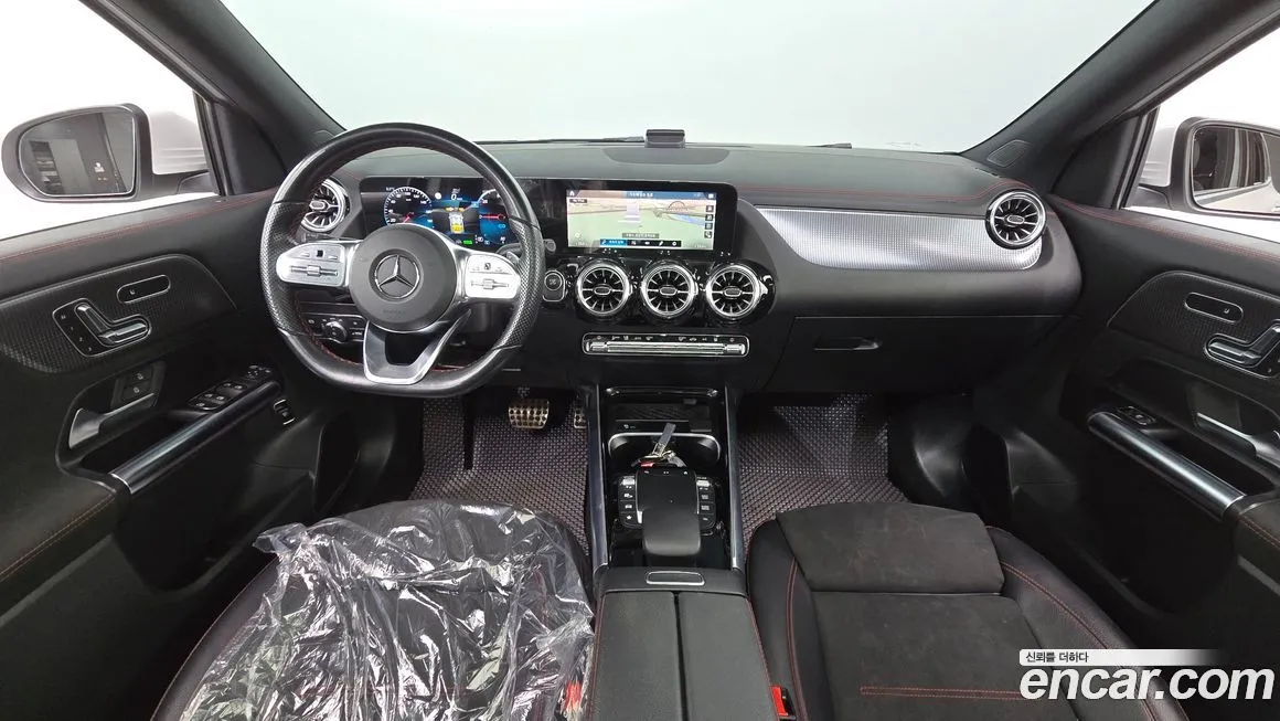 Mercedes-Benz EQA — фото 10