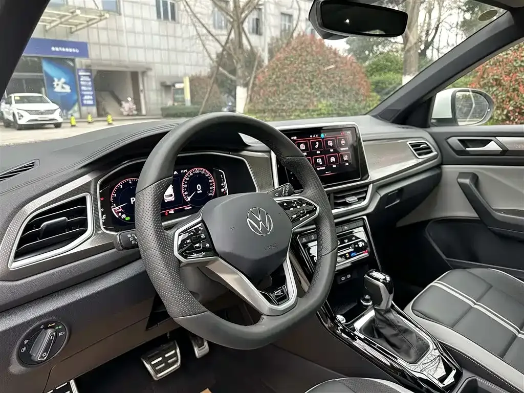 Volkswagen T-Roc 2025 из CN, фото 5