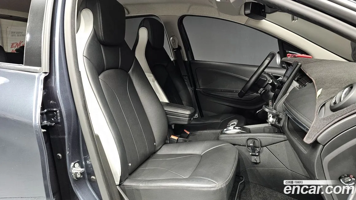 Renault Korea (Samsung) Zoe 2021 из KR, фото 10