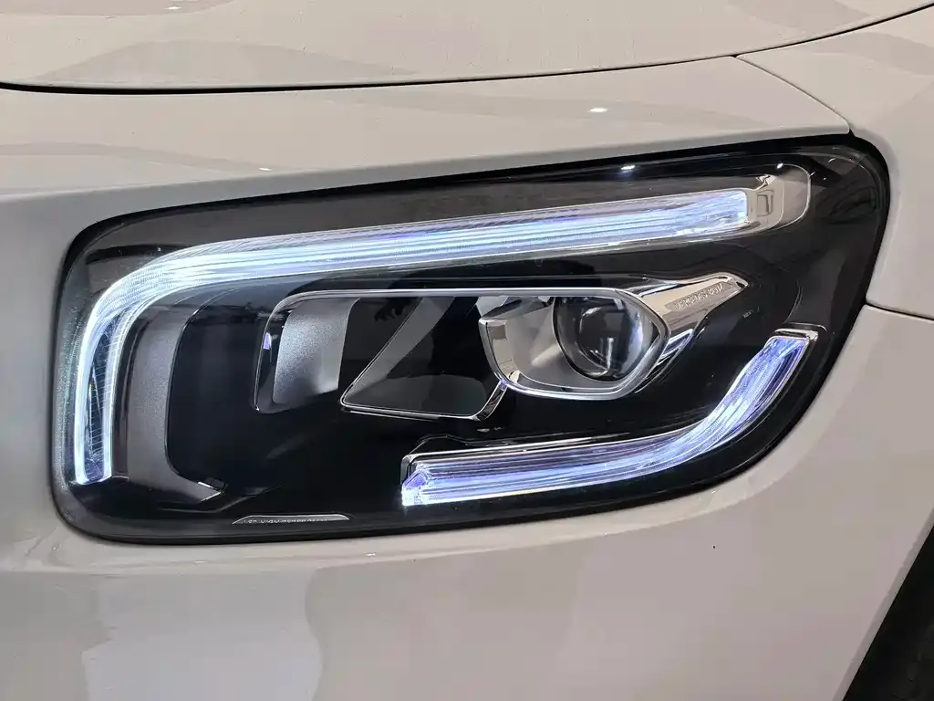 Mercedes-Benz GLB 2023 из CN, фото 8