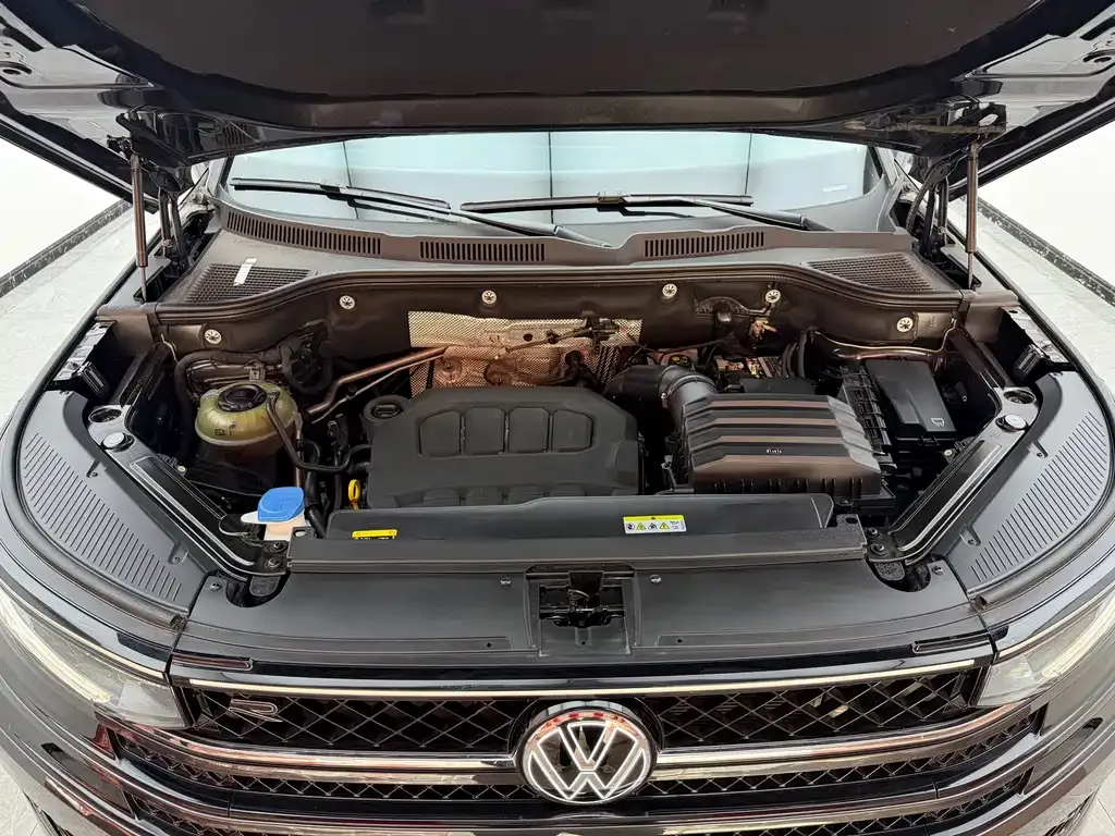 Volkswagen Tavendor 2023 из CN, фото 10