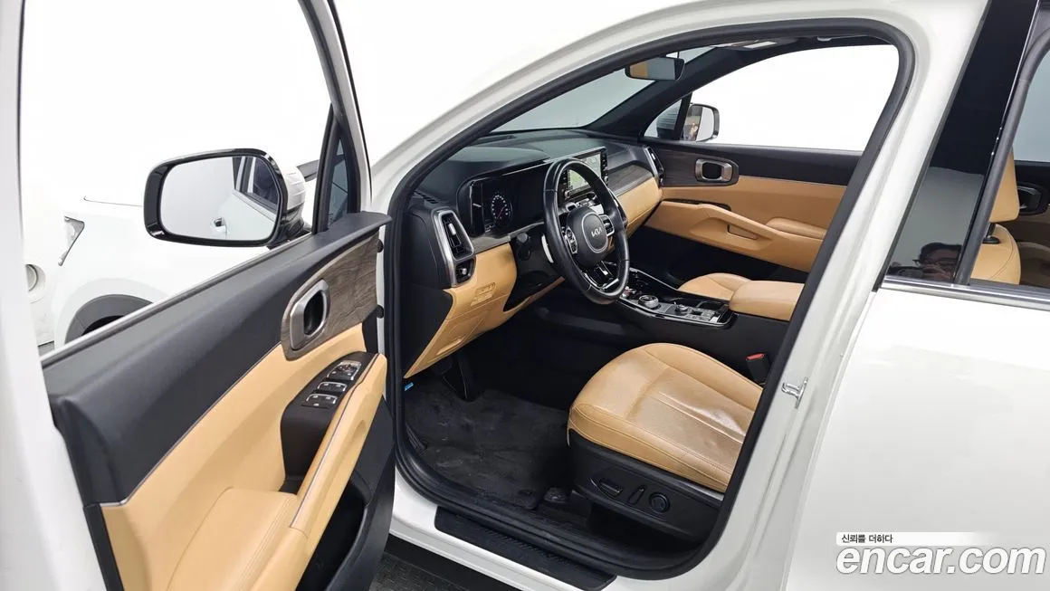 Kia Sorento — фото 8