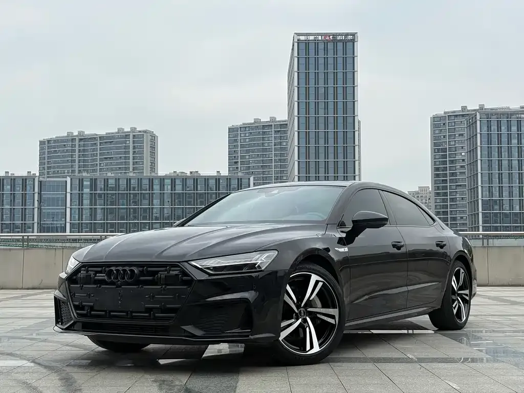Audi A7L — фото 7