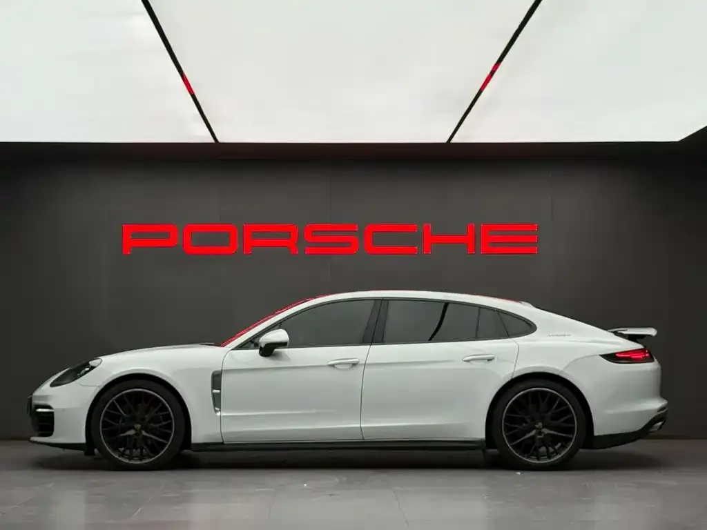 Porsche Panamera — фото 6
