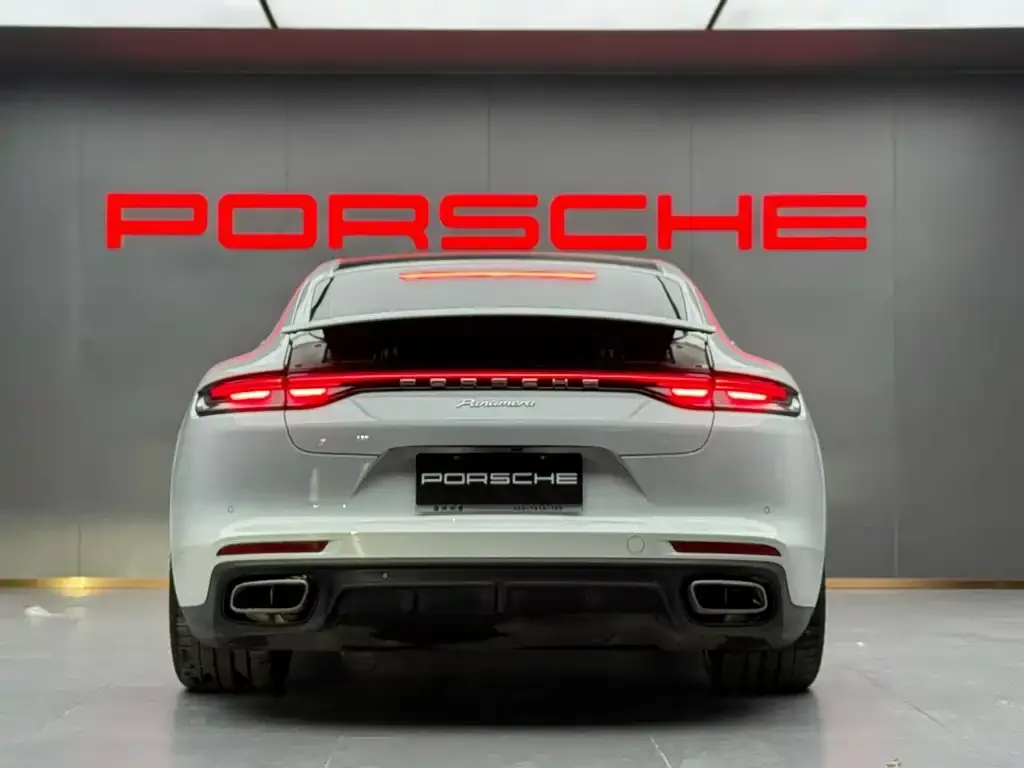 Porsche Panamera — фото 10