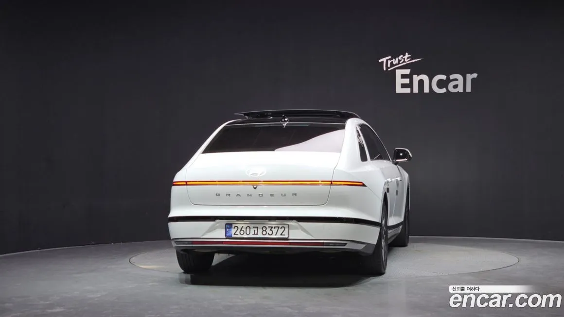 Hyundai Grandeur — фото 4