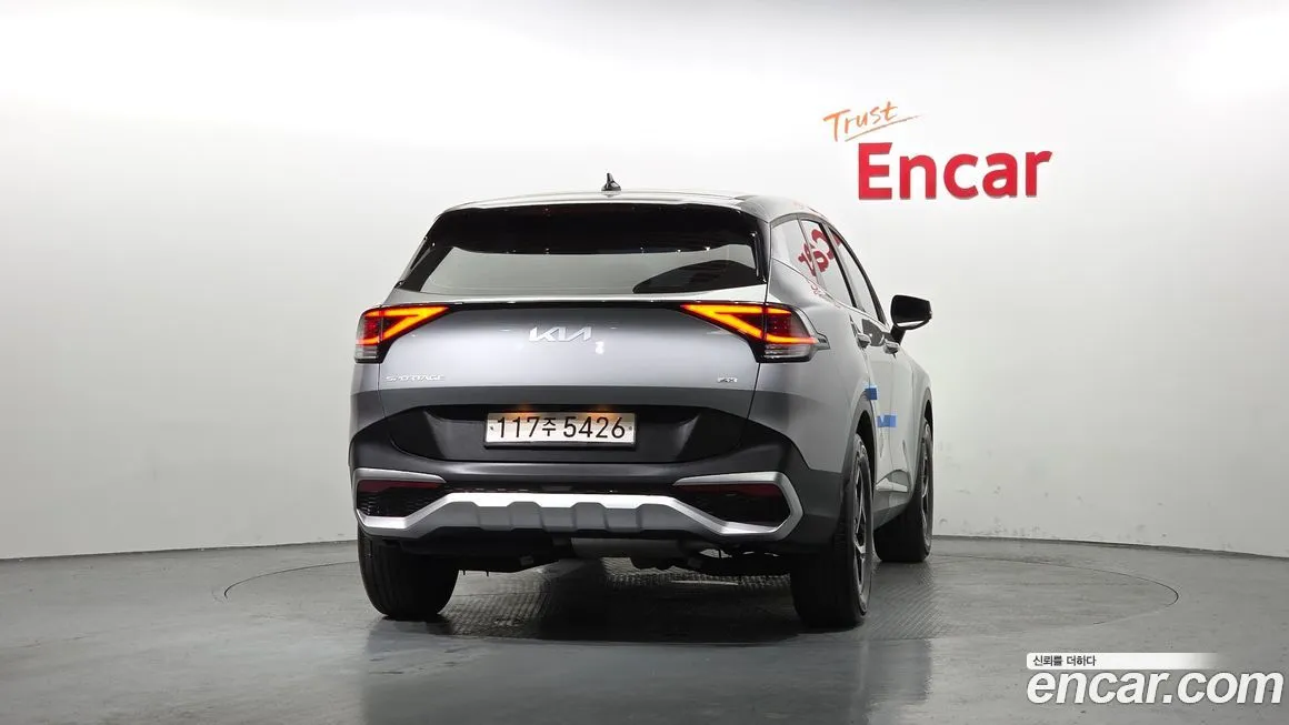 Kia Sportage — фото 8