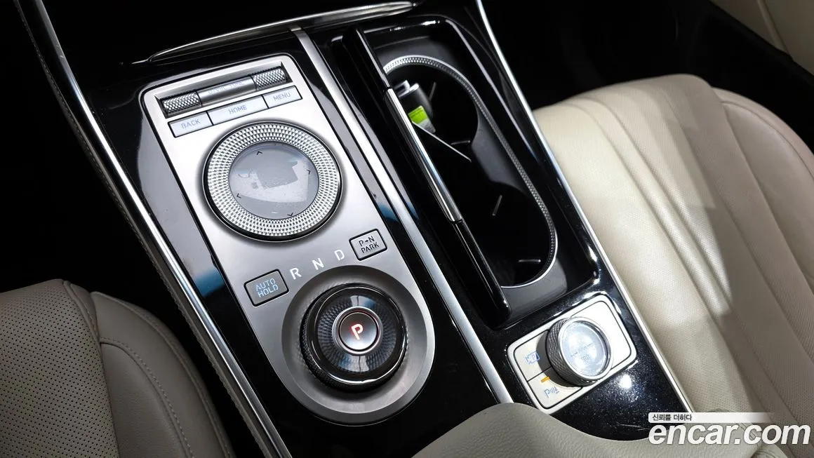 Genesis GV80 — фото 10