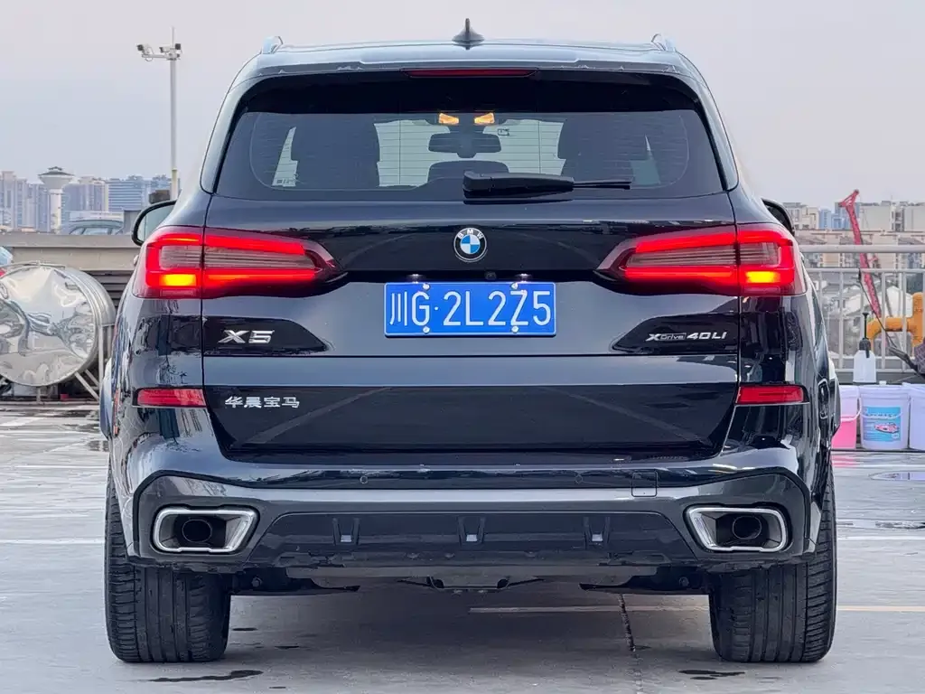 BMW X5 — фото 2